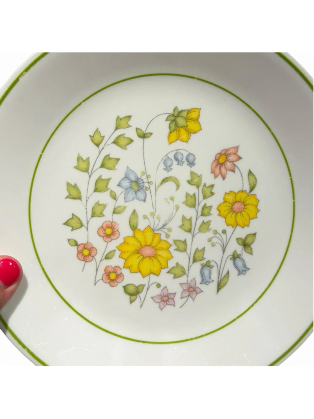 Corelle Spring Meadow Wild Flowers Salad Plate 8.5” Green Floral Vintage USA